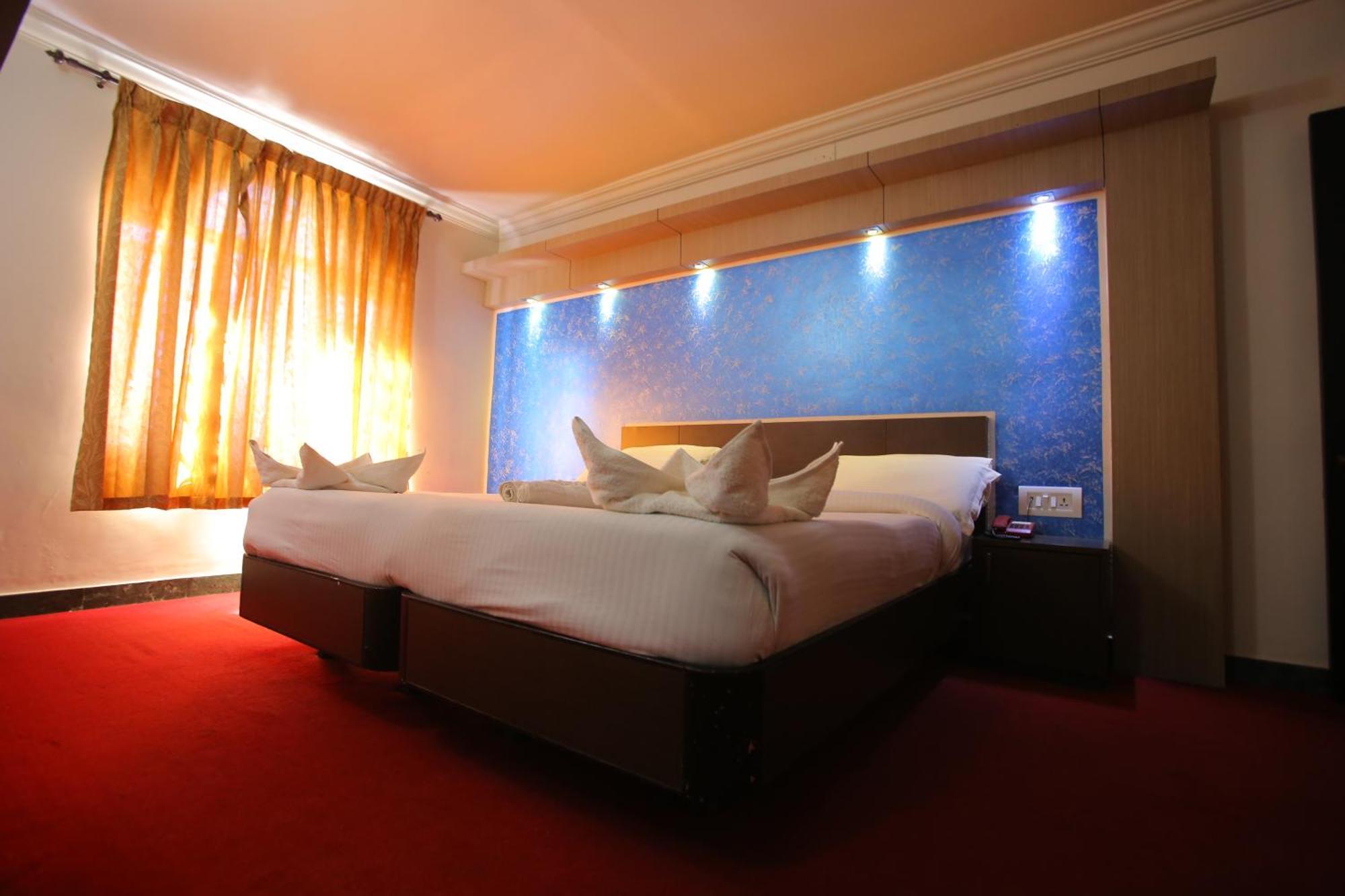 Hotel City Palace Утакаманд Экстерьер фото